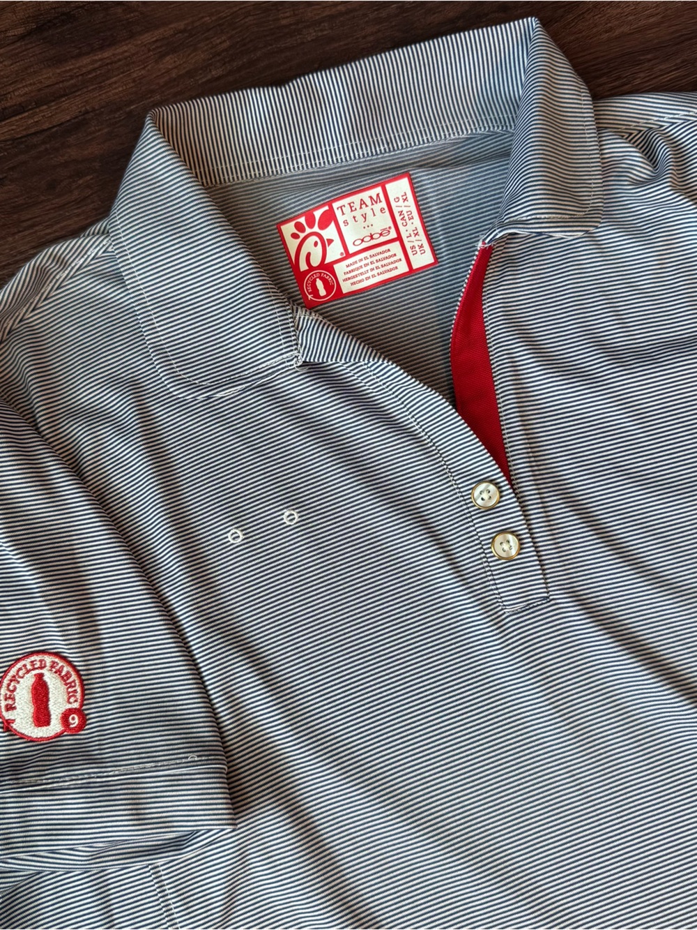 Chick-fil-A Polo Shirt Womens Large Gray Stripe Short Sleeve Team Style Uniform